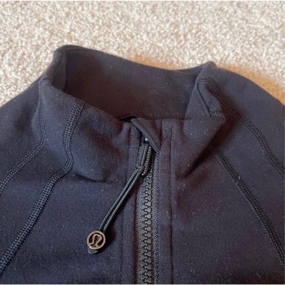 SOLD- Lululemon Black Define Jacket Women Size 10 Luon - Picture 6 of 10